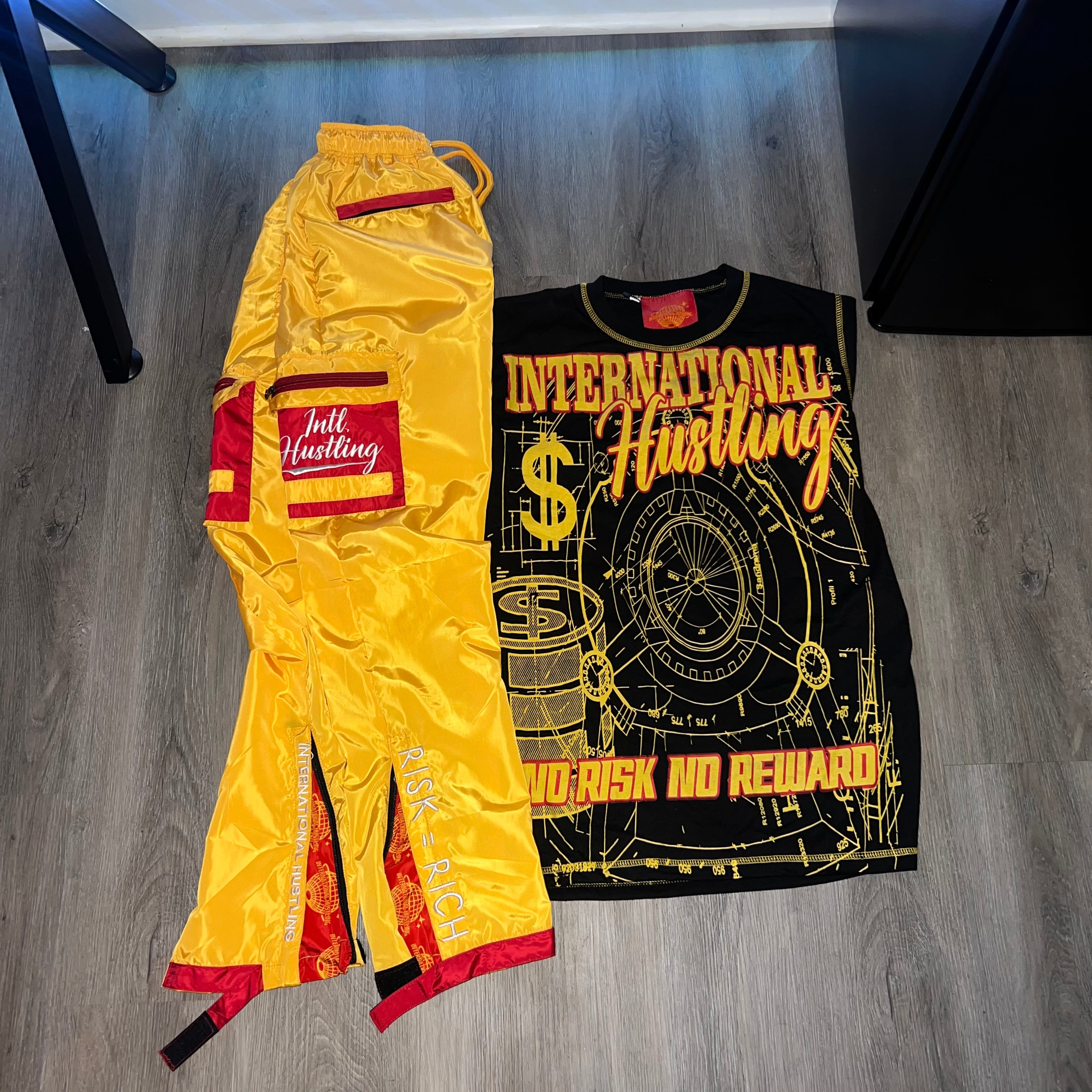 Yellow Hustling Art T-Shirt & Cargo Windbreaker Set